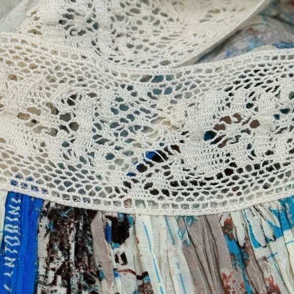 Urban Outfitters Brunching Lace Trim Romper Size Small Gauzy Lightweight Loose - Picture 8 of 16